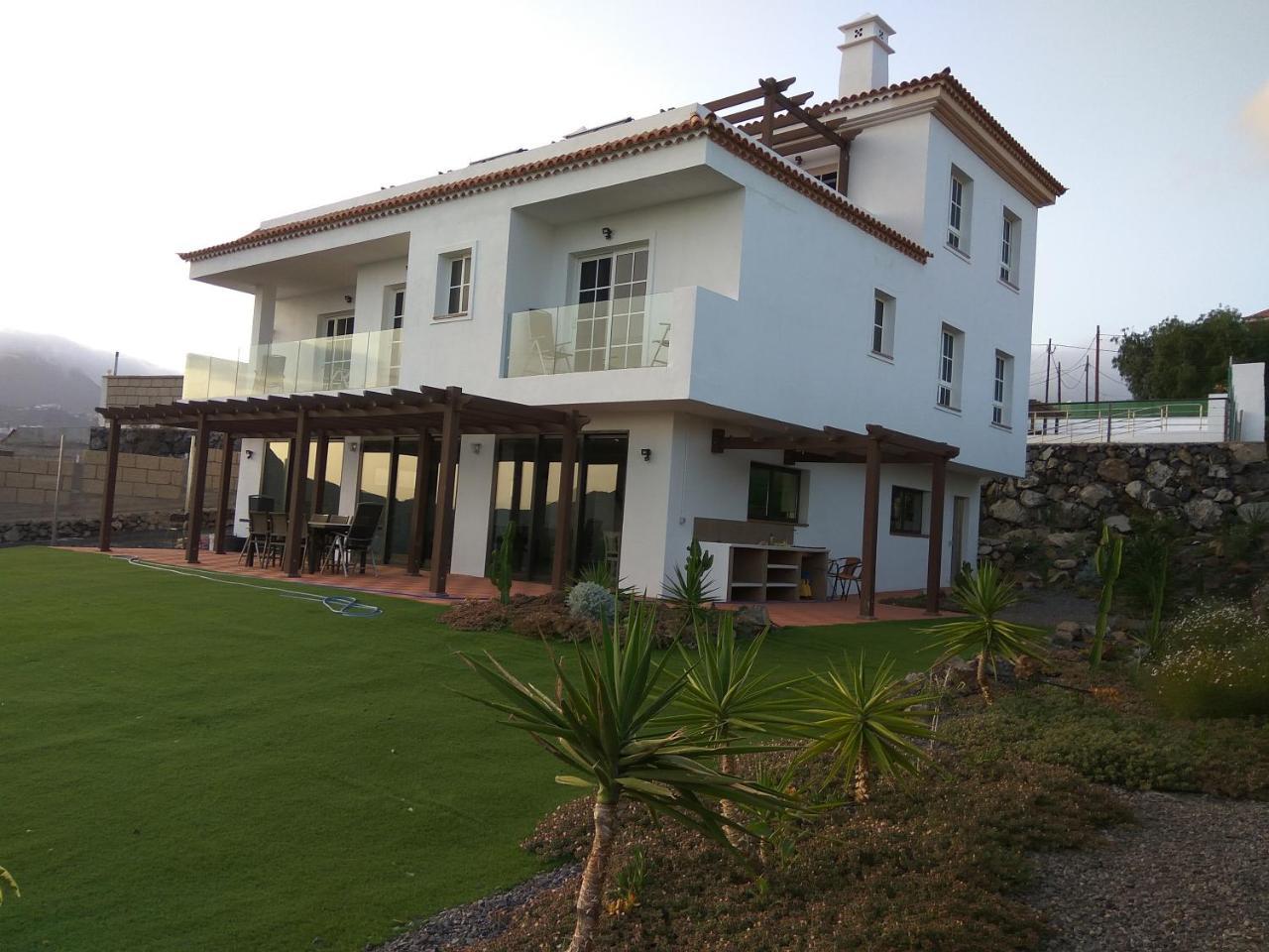 הוילה ארונה Casa Zoe מראה חיצוני תמונה